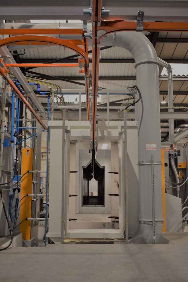 tdfinishingltd's tweet photo. #tdfinishing has been supplying #PowderCoatingFacilities for many years in the UK . 

We are always happy to provide #bespoke #PowderCoatingSystems which are suitable for your needs.

Read about #PowderCoatingLines Entrance Technology...https://t.co/ghqtd2Slcg 
#SurfaceWorld #mfg https://t.co/96IgglGeiE