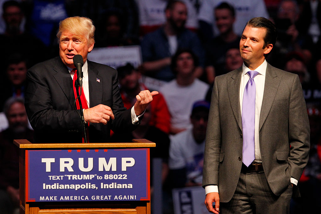 Majority want to see a Trump run in 2024, per Newsmax/McLaughlin poll https://t.co/lmFnyYUF6C https://t.co/nuKiz1X86O