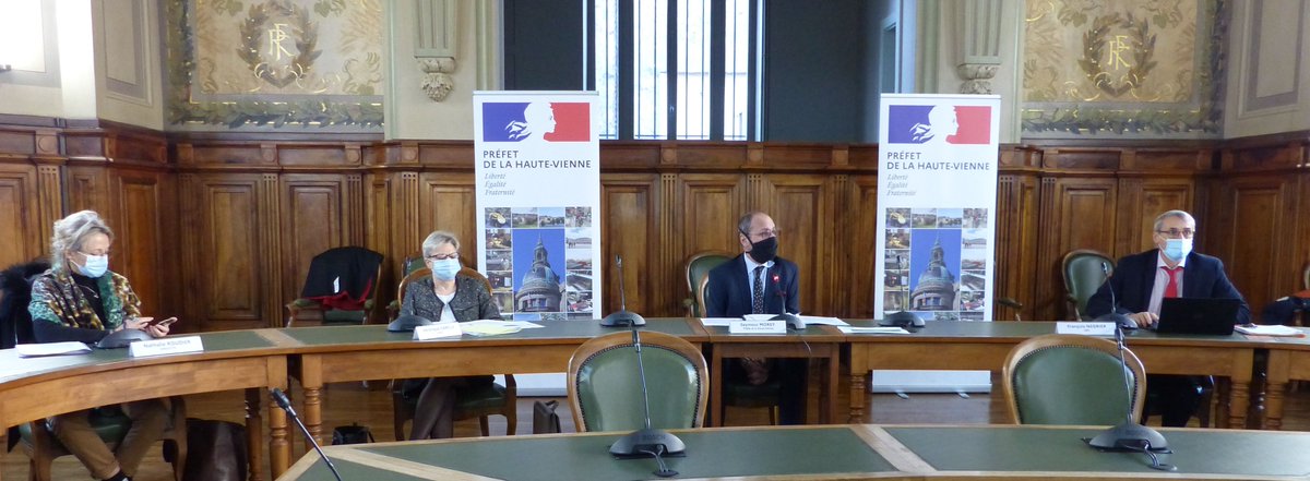 #COVID19 | Le préfet de la #HauteVienne a tenu une conférence de presse ce vendredi 27/11.
👉Objectif: dresser le bilan de la situation sanitaire et faire le point sur les mesures de soutien mises en oeuvre sur le département. https://t.co/4hN0jilWMF https://t.co/VopakHjwtv