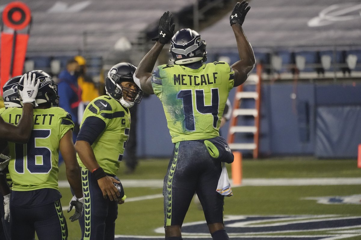 #NFL story: Passing on #Seahawks receiver D.K. Metcalf continues to haunt the #Eagles: bit.ly/33oESeq via <a href="/Mfranknfl/">Martin Frank</a>
