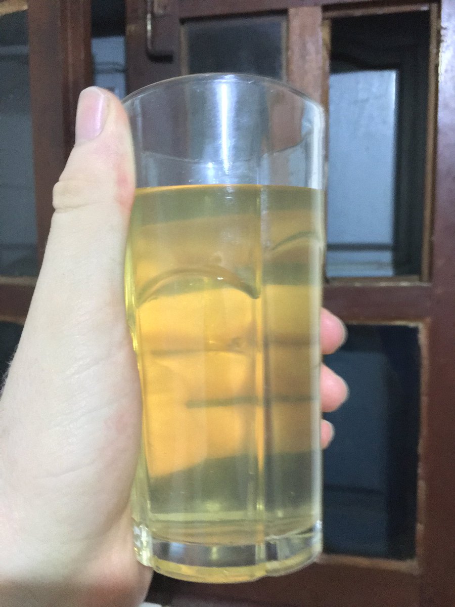 Loic_Abondo's tweet photo. Camwater me blesse beaucoup ce soir 🙌🏻 l’eau qu’un paie ? https://t.co/G2XhhephWE