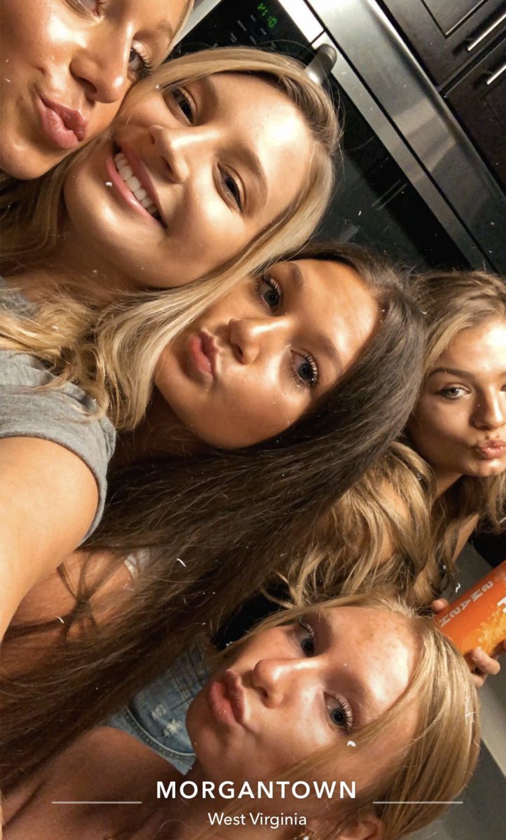 hal3yy_babyy's tweet photo. @madiweso happy birthday baby! love you gffff, hope it’s the best 💓 https://t.co/42lpowX84k
