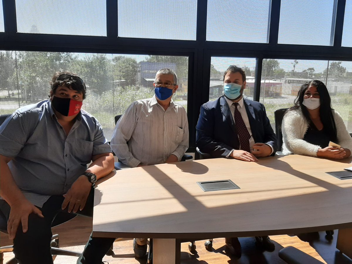 aletex81's tweet photo. Muy orgullosa de cada uno de ustedes y de este gran equipo que se armó y que perdurará xq hay muchas ganas y compromiso de seguir adelante.
Asunción de nuestros concejales Municipio 18 de Mayo
@rrolonseni @Gabriel32214040 @E_Ortega33 @Edil_alerepetto
#GuillermoFerreira #MarioPan https://t.co/RPJz2JGRiD