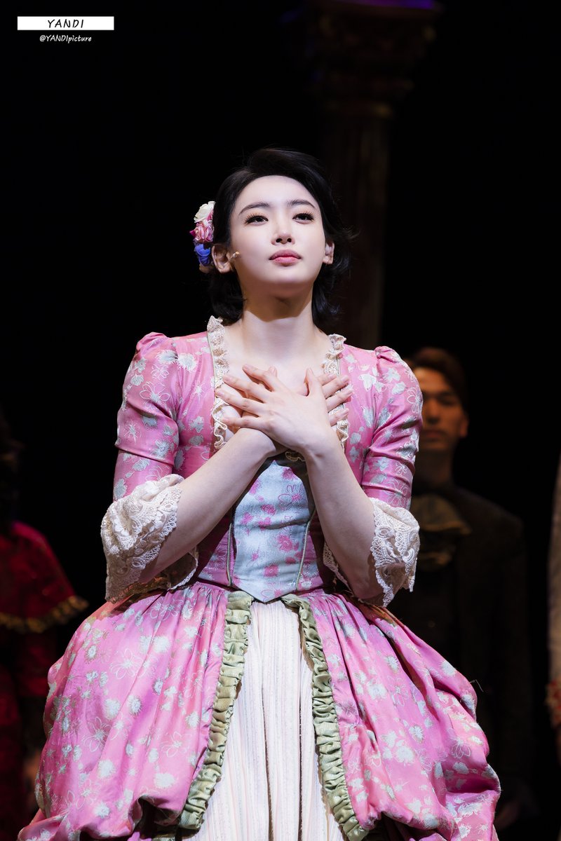 YANDIpicture's tweet photo. 20201127_아마데우스 커튼콜데이
콘스탄체 베버 _홍서영

볼피 말이 맞네요.
살리에리, 당신 너무 약았어. https://t.co/YCuHwUCNWT