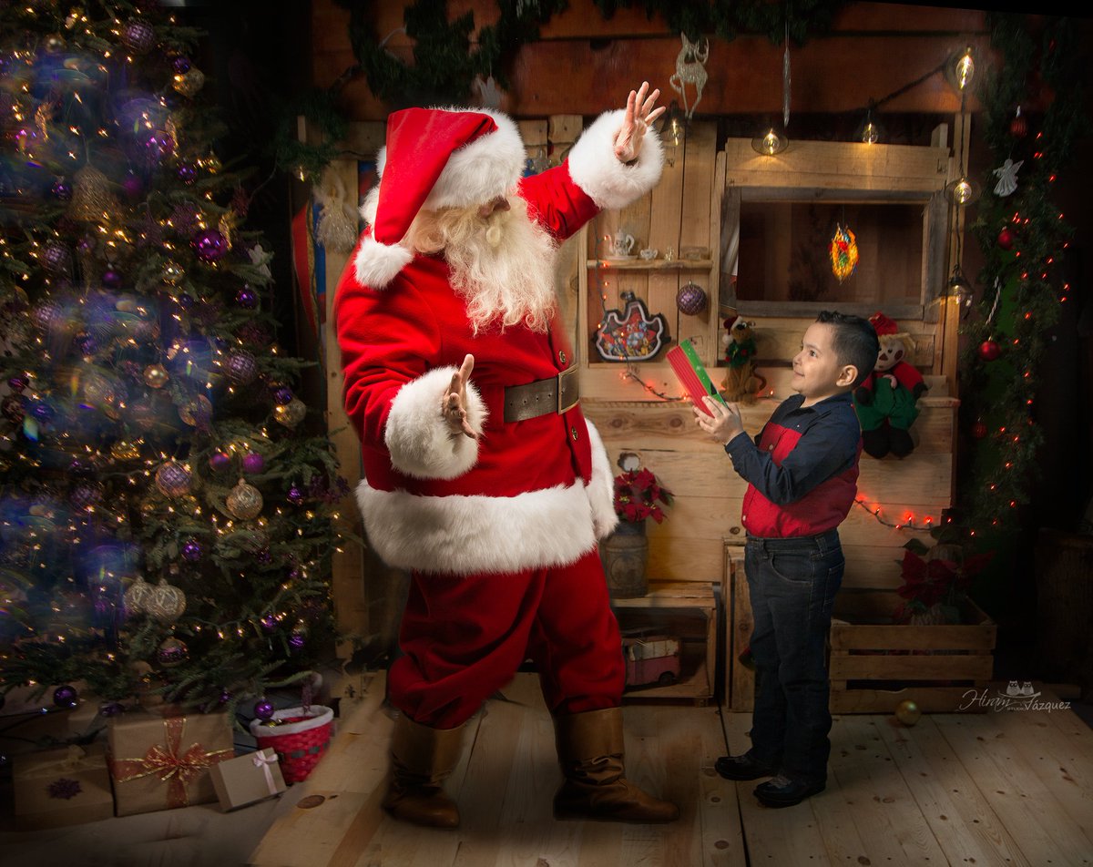 fotoshiram's tweet photo. Agenda ya tu sesión navideña
#NLD #NuevoLaredo #MerryChristmas #FelizNavidad  #Navidad2020 #FelizViernesATodos https://t.co/9MKyYeDirW