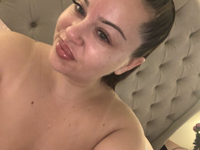 Happy Friday https://t.co/dHEbpAS0Db