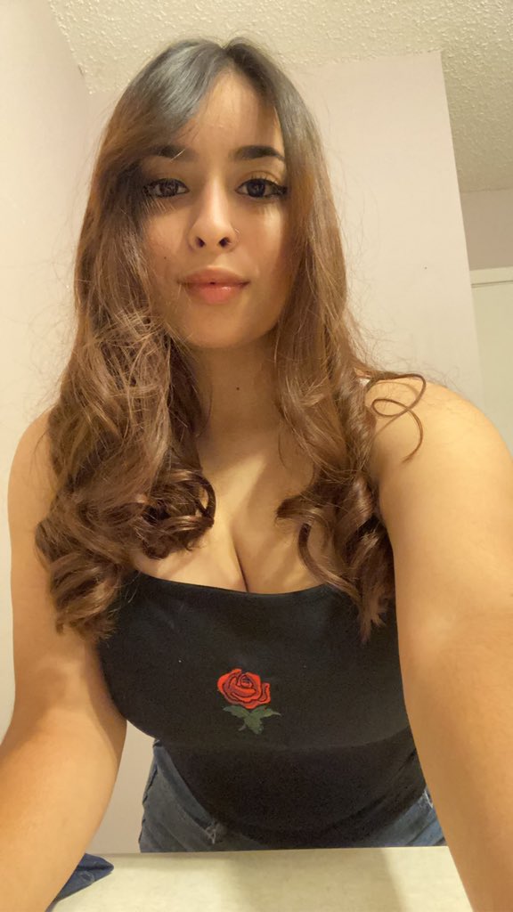 framos2444's tweet photo. 🥰🌹 https://t.co/EzsVFU5G4X