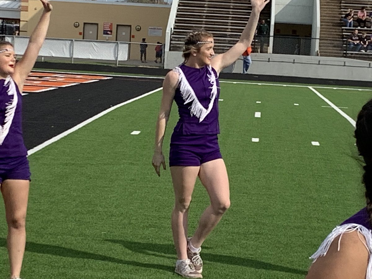 jdeckert9's tweet photo. A beautiful day to be Thankful for some PNG Indians at Texas City Stingarees football. #PNGproud https://t.co/rTfinqPma7