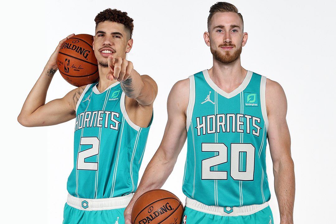 EstiloNBA's tweet photo. Los Charlotte Hornets han dado un gran salto de calidad para esta temporada🔥

💬¿Tienen alguna posibilidad de entrar a Playoffs? https://t.co/gfVCvwRGlQ