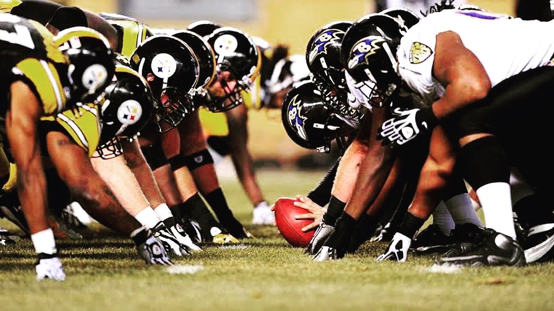 HalfTimeFoot's tweet photo. La NFL tomo una decisión 🚨

Y es que el juego programado entre Steelers y Ravens se llevara acabo el día martes 1 de diciembre. 

Este juego originalmente estaba programado para ayer (jueves) después se movió para el domingo... y ahora esto.

#NFL #RavensFlock #HereWeGo https://t.co/cJuMLF5YsF