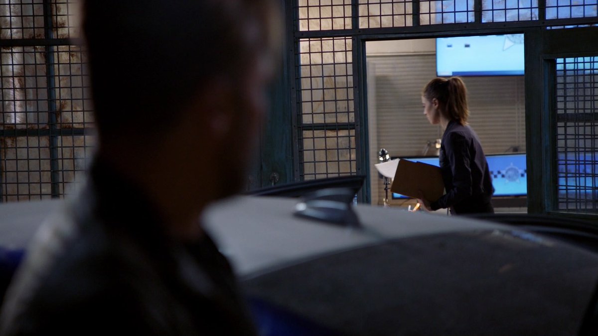 BurzekAlways's tweet photo. Ruzek looking over at Burgess in 8x01! 😍 #ChicagoPD #Burzek https://t.co/eUitXCJzvv