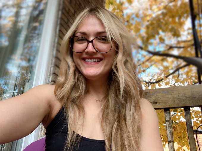 This picture of me was two weeks ago, during the Indian Summer☝️🌞... one of the most historical Indian