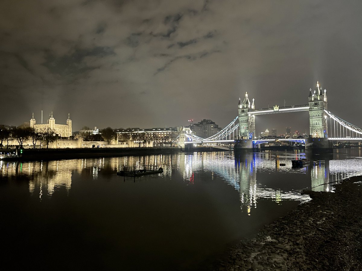 Beautiful #Londonbynight.