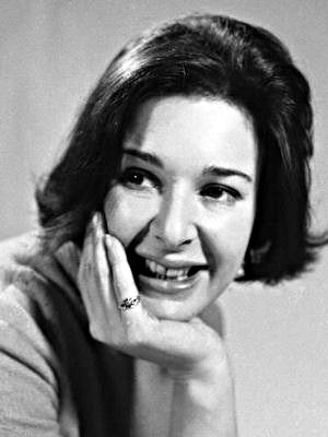 TNThorne1970's tweet photo. Happy Birthday Verity Ann Lambert OBE, would of been 85.
Born: Wed 27th November 1935
Died: Thu 22nd November 2007 (age: 71) 
The Godmother of Doctor Who. Thankyou Verity for the show that I have followed most of my life, without you who knows what the fans would be doing.
1/14 https://t.co/JGPzW6dbfp