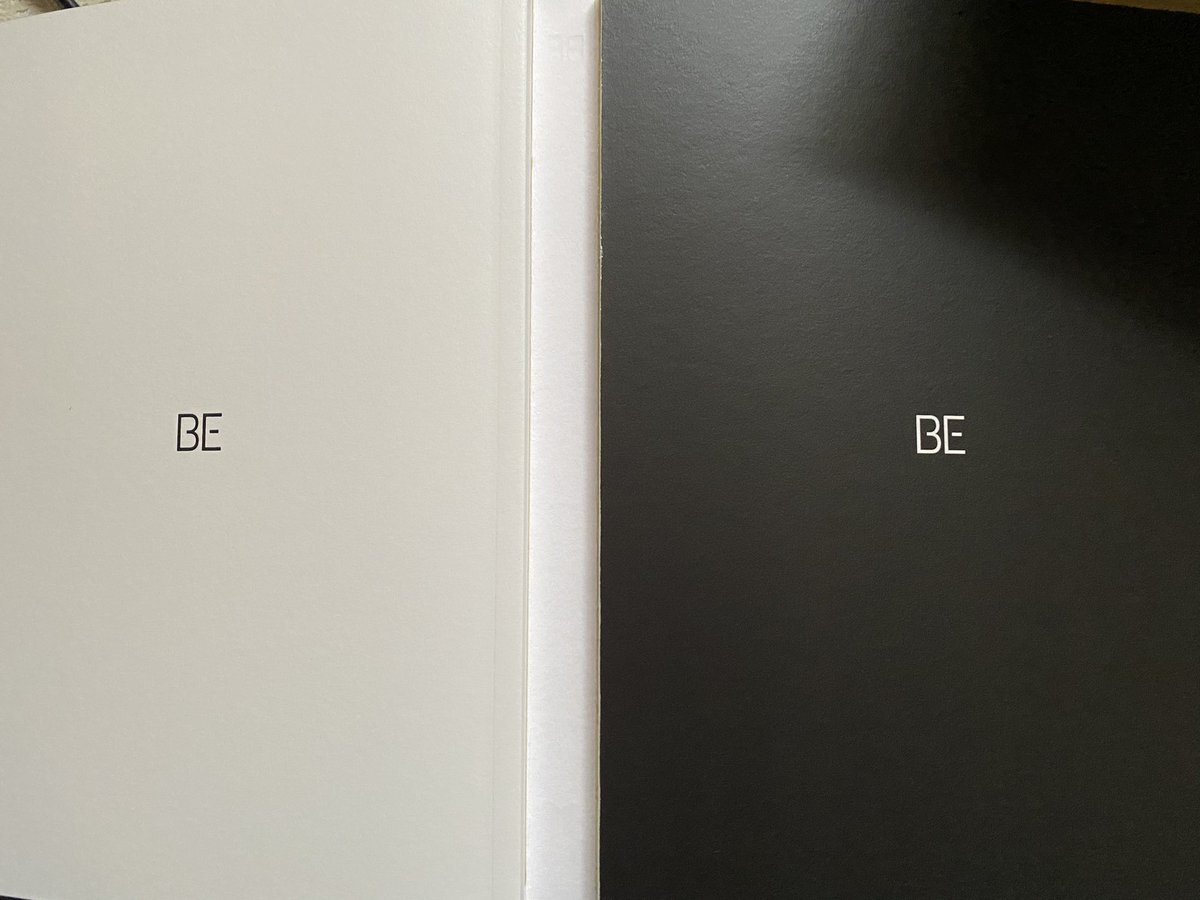 kimt_mi's tweet image. BEのフォトブックの真ん中の部分
これって不良品？？正常？？
どなたでもかまいません
届いた方教えてください！！！

#BTS_BE #BTS