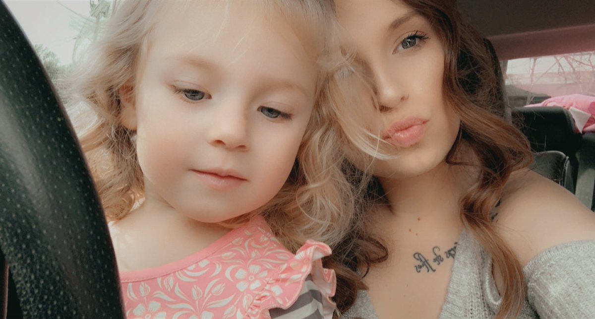 RaileyCarver's tweet photo. Thankful for my little mini 💓 https://t.co/GUfraBBvKA