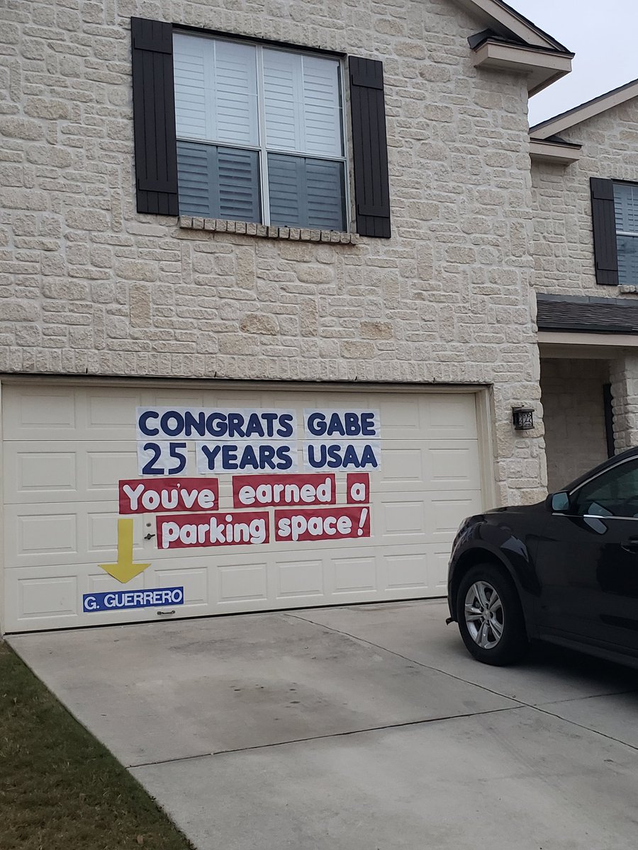 BevG_3rdgrade's tweet photo. Congratulations Gabe! @gguerrerojr1 @USAA https://t.co/u544D9lYIS