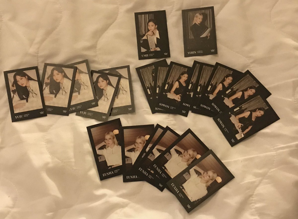 serenadeGOs's tweet photo. our pulls from walpurgis night ! we got cursed with sowon &amp; yuju cards and a lot of umji standees 😭😭 sorry for the lack of umji pcs,, we’ll make sure you get your 2nd/3rd choice !! at least everyone that ranked eunha at no 1 can get one pc each 🥺 #serenadeupdates https://t.co/vL5kIT80J7