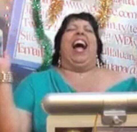 MSGSOAHKANSNDKAJAOS JÁ COMEÇOU COMO??