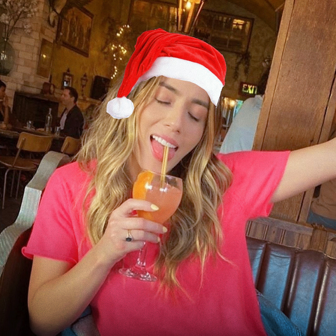 Chloe Bennet Brasil • FÃ-CLUBE tweet media