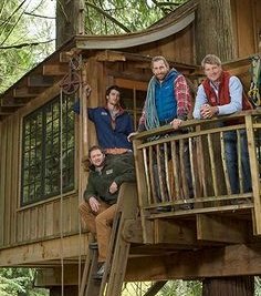 #SoundtrackFriday #UltimateTreeHouse !#WeWillRockYou !#Queen !#LetThisBeTheSoundtrackToYourWeekendAmigos !#BluesMen !#TopGeezers !!!😎P.S!!!My son!Caleb!Put me onto this!Just blow ya away amigos!Pete the tree whisperer Nelson!And his crew of carpenters!A!#LEGEND !Among men!🌳🌳🌲