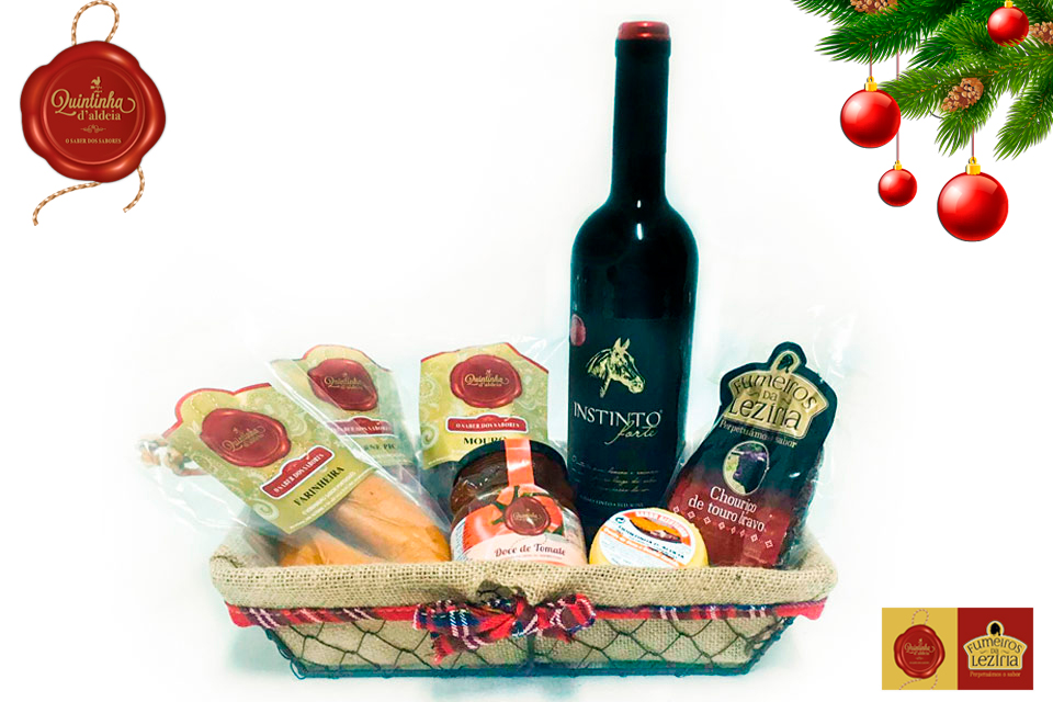 QAldeia's tweet photo. Bom fim de semana com os cabazes de Natal🎄🎄🎄 da Quintinha d’aldeia com os nossos enchidos e outros sabores especiais.
☎️Contacte o nosso Depart. Comercial e peça um orçamento Gratuito.
Consulte toda a coleção em https://t.co/lzCCtpbJZo
Enviamos para qualquer ponto do país. https://t.co/xK75ShHw1T