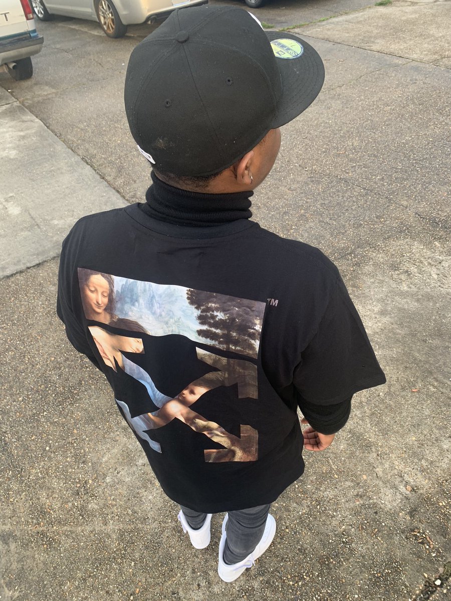teamlivingboog's tweet photo. I rock to much off-white I want Alexander McQueen ✨ https://t.co/tVbpt5KR87