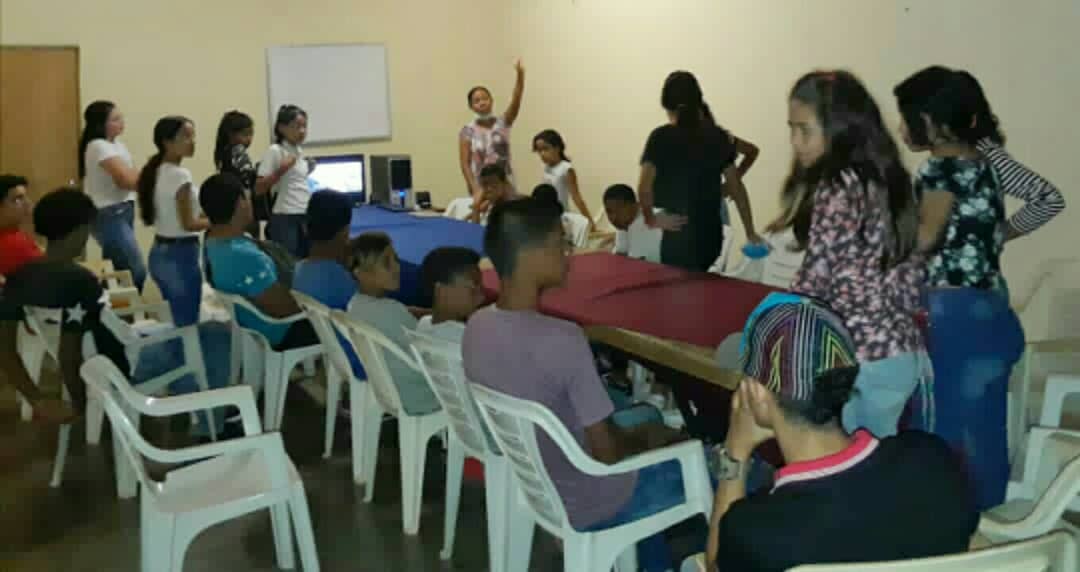 FundabiFam's tweet photo. #27Nov FUNDABIFAM en alianza con H2D, Caracas y FundaJoven Paraguay, dio apertura al programa "Salvando Vidas" bajo la dirección de la Psic. Elisangel Chirinos es un programa de ayuda que brinda atención a adolescentes con diferentes problemáticas sociales
https://t.co/kLGWx5Wo4C https://t.co/ZZGb2YTmN5