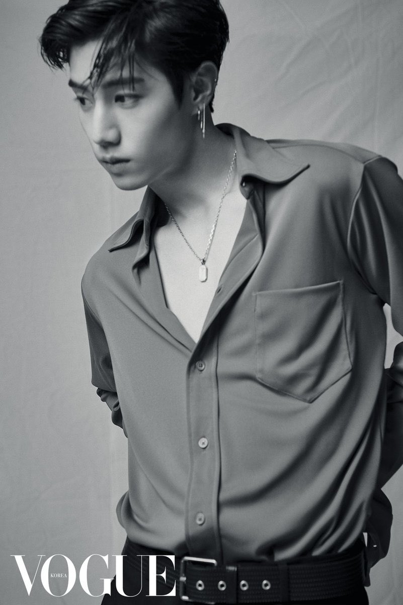 Thread of Mark in low cut/chest out shirts.  #GOT7    @GOT7Official