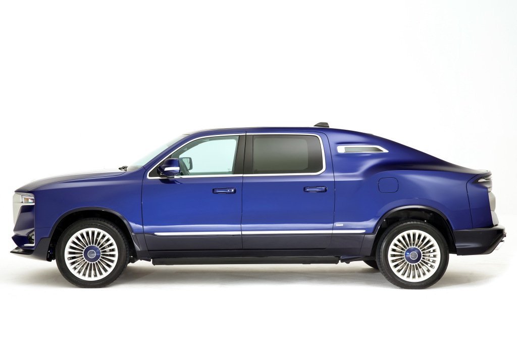 UltimativCars's tweet photo. My personal #favorite #car of for #Xmas:
the #Aznom #Palladium, which is available as of 2020 in 10 units only. https://t.co/LyG9ojej0t