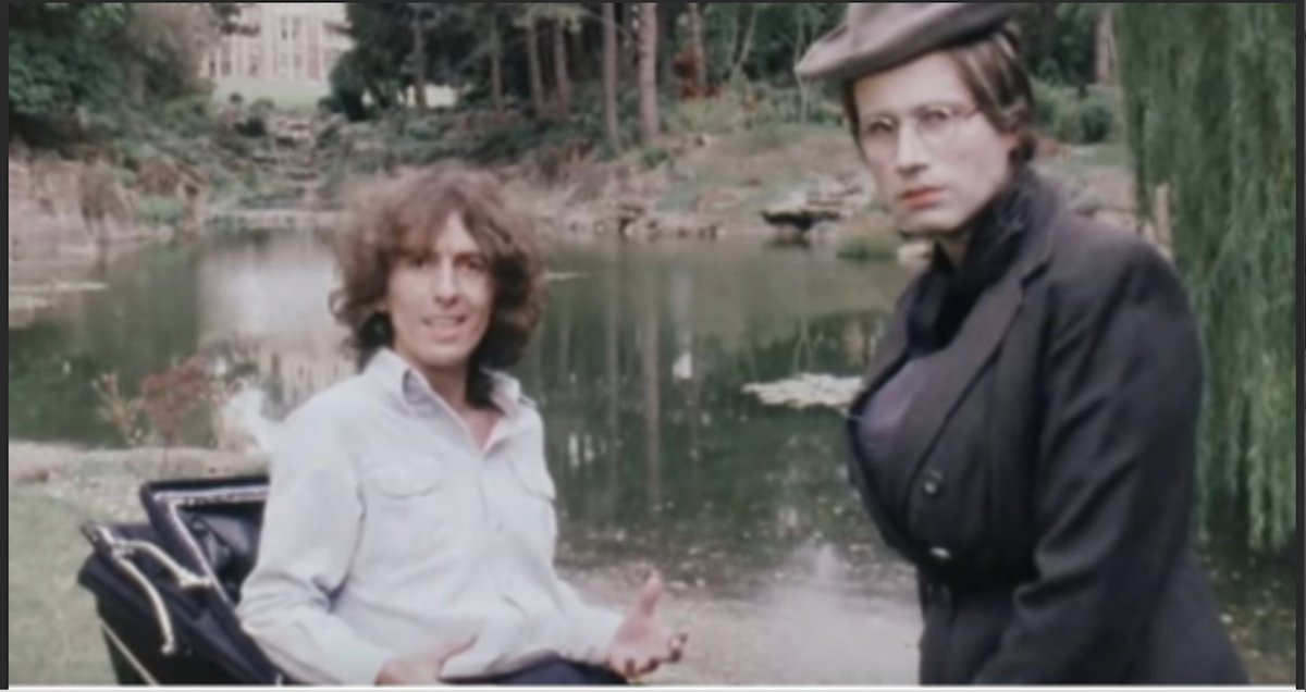 TheMartinLewis's tweet image. BBC tribute to #NeilInnes in December! Including great stories from/about #MontyPython #MichaelPalin #TerryGilliam #EricIdle #JohnCleese #TheBeatles #GeorgeHarrison #PaulMcCartney #BonzoDog #Rutles Details: btlsnws.com/16561 tinyurl.com/y3ojxbla NeilInnes.com