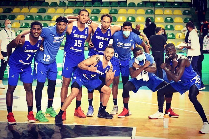 fcbbcaboverde's tweet photo. Cabo Verde 80 - Morocco 73
Top Game Performer | Group E
Ivan Almeida @ifalmeida 
26 points
10 rebounds 
3 assists 
1 steal
2 blocks 

 @jfalmeida85 @kevincoronel12_ @gomez64054106 @MendoncaFidel @jeff_xavier23 
@AfroBasket 

#MuralRibaLa🇨🇻#afrobasket #AfroBasket2021Q https://t.co/YhsL7CyqjQ