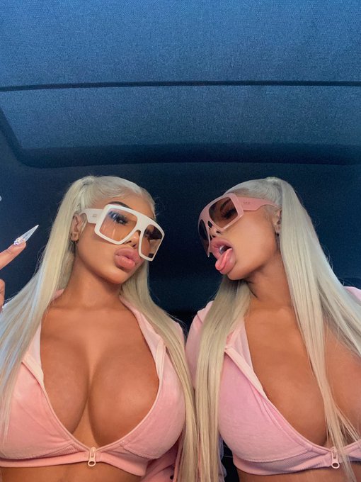 Twin barbs 👸🏽👸🏽 https://t.co/z1TzSaBSPD