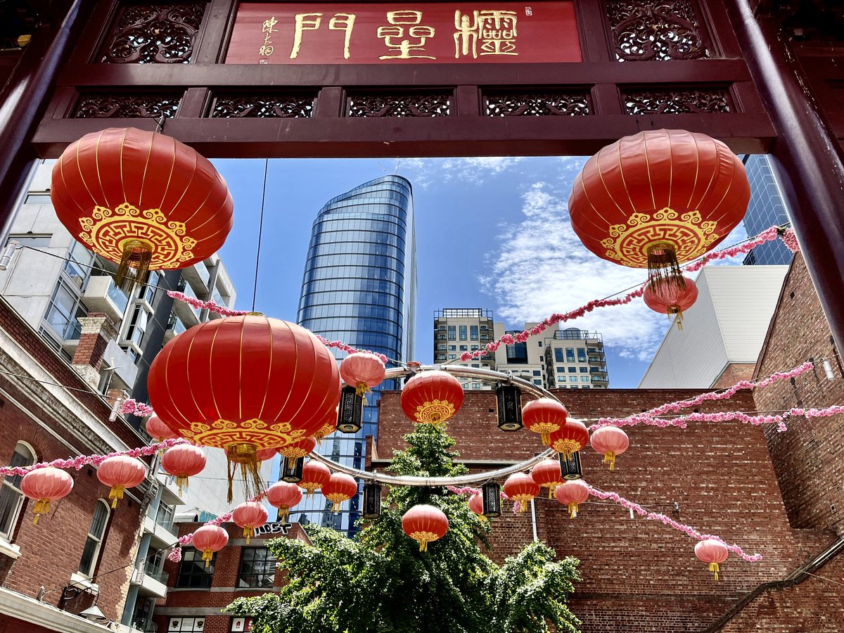 I am going to post 12 of my pics that represent the best of #Melbourne #Australia for me, 1 pic a day for each of my last 12 days here before I move to Sunshine Coast, Queensland. Today’s pic was taken in #chinatown the longest continuous Chinese settlement in the western world.