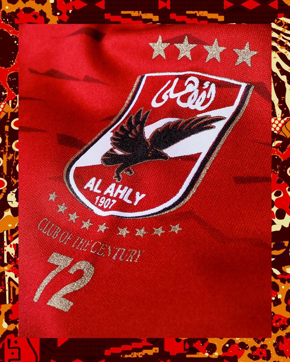 AlAhlyfrancais's tweet photo. ⭐️Neuvième étoile décoré le maillot d’Al-Ahly🏆🦅
#AfriqueYaAhly 
#TotalCAFCLFinal https://t.co/CyHfHnPFbg