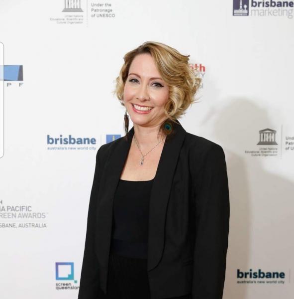 MeenakshiShedde's tweet photo. So honoured to moderate the roundtable discussion on The Future of Storytelling, for the Asia Pacific Screen
Forum @APScreenAwards that was online and at Home of the Arts #HOTA (#GoldCoast, #Australia) on Nov 25. Thank you @JaclynMclendon, #APSA head, for the op.
#Film #APSA2020 https://t.co/l6r70Rw2Ia