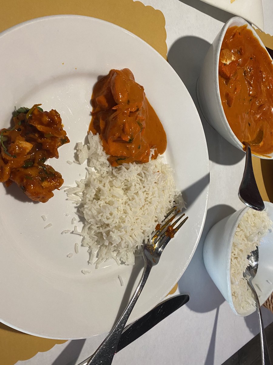 gisellevargasm's tweet photo. Cuanto daría por estar comiendo esto ahora 😩😩😩 Amo la comida hindu #comidahindu ❤️ https://t.co/rvpzzIFysG