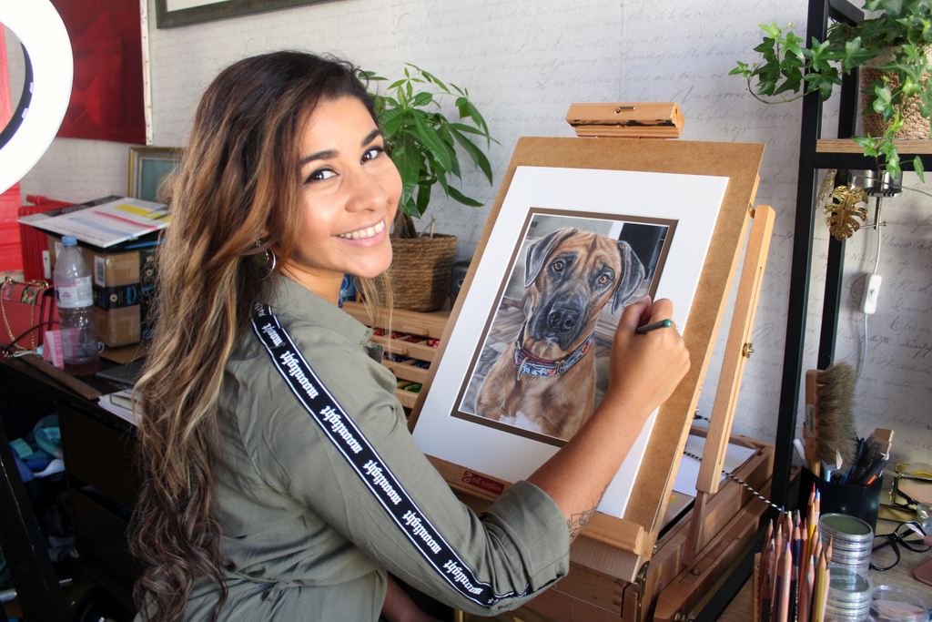 learnmycraft's tweet image. Turn your pet portraits into a viable income for you and your family. I am a full-time pet portrait artist and have been for four years. Learn more and get the book here: l8r.it/eLfZ
#doghour #artbiz #artist #Christmas2020