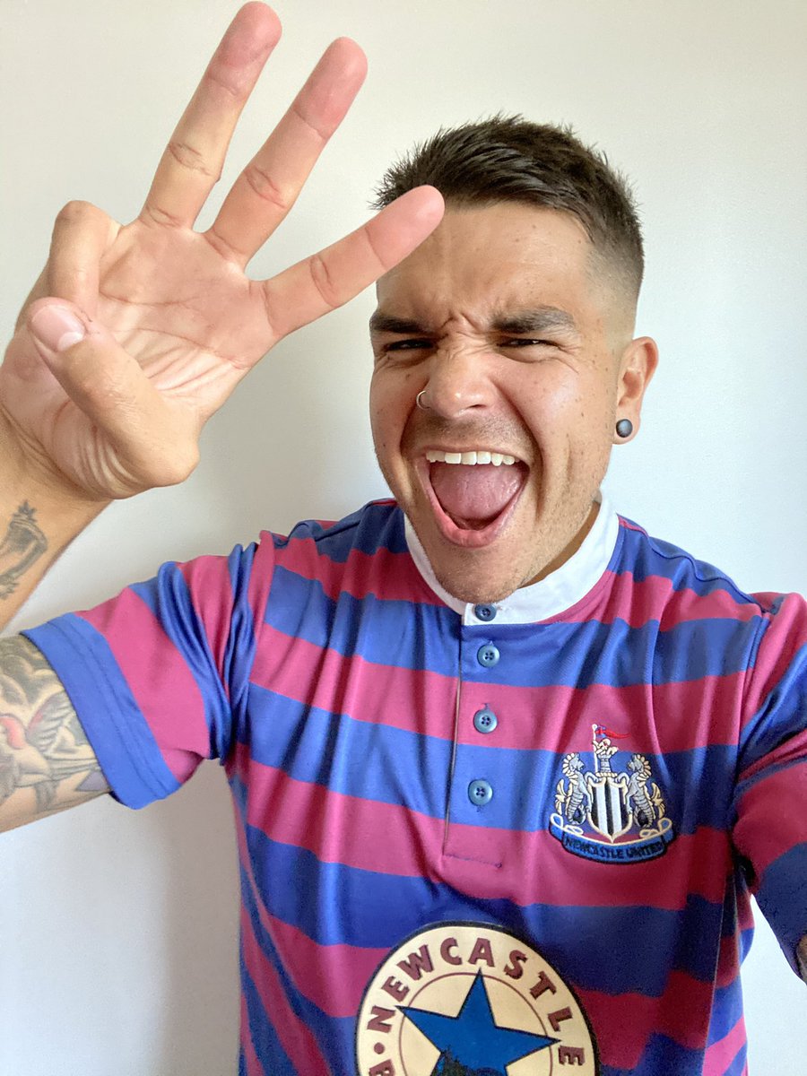 So_Cal_Geordie's tweet photo. And that’s 3 points to the Toon!! #NUFC @NUFC https://t.co/HfO50Chnam