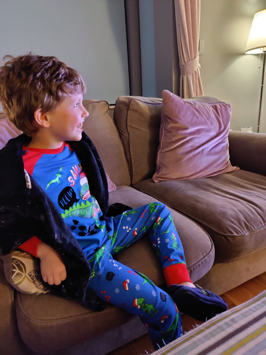 First night staying up for the #LateLateToyShow and absolutely loving it.