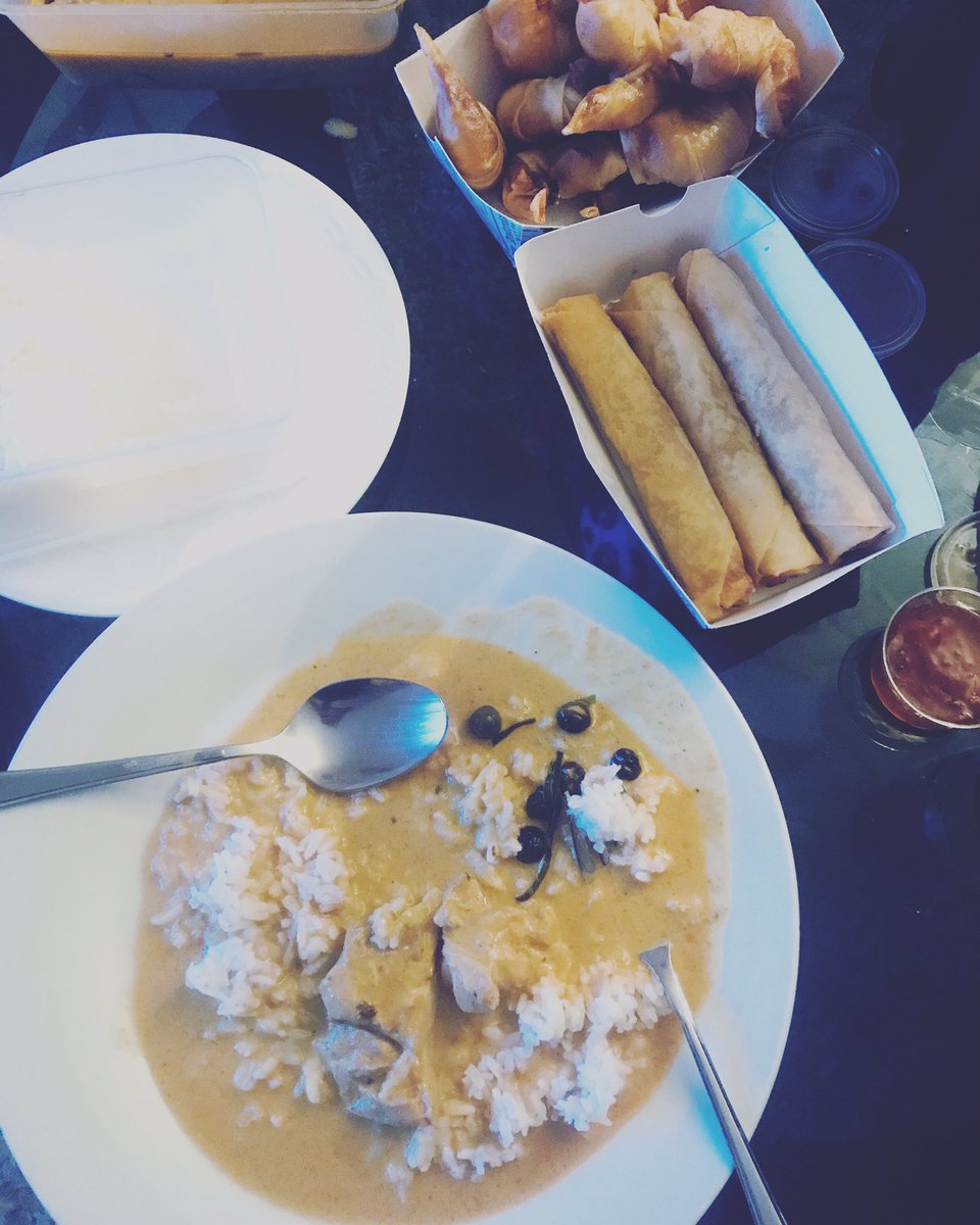 friday is thai day🍤🍤🍤

#patrickjonsson #music #thaifood #friday  #soon #allweneedismusic #norge #norway #focusonthegood #soonxmas #bekind #helpothersinneed #xmas