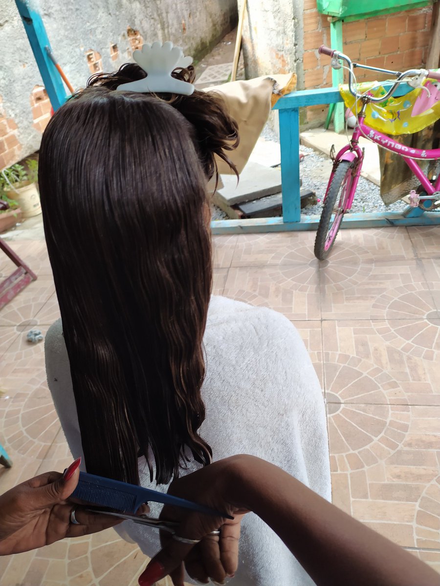 NegrahLima's tweet image. Graças ao governo do @LulaOficial  me formei cabeleireira também.
Saudades dos projetos sociais que mudou a realidade dos moradores da periferia.
#pronatec
#ptLula