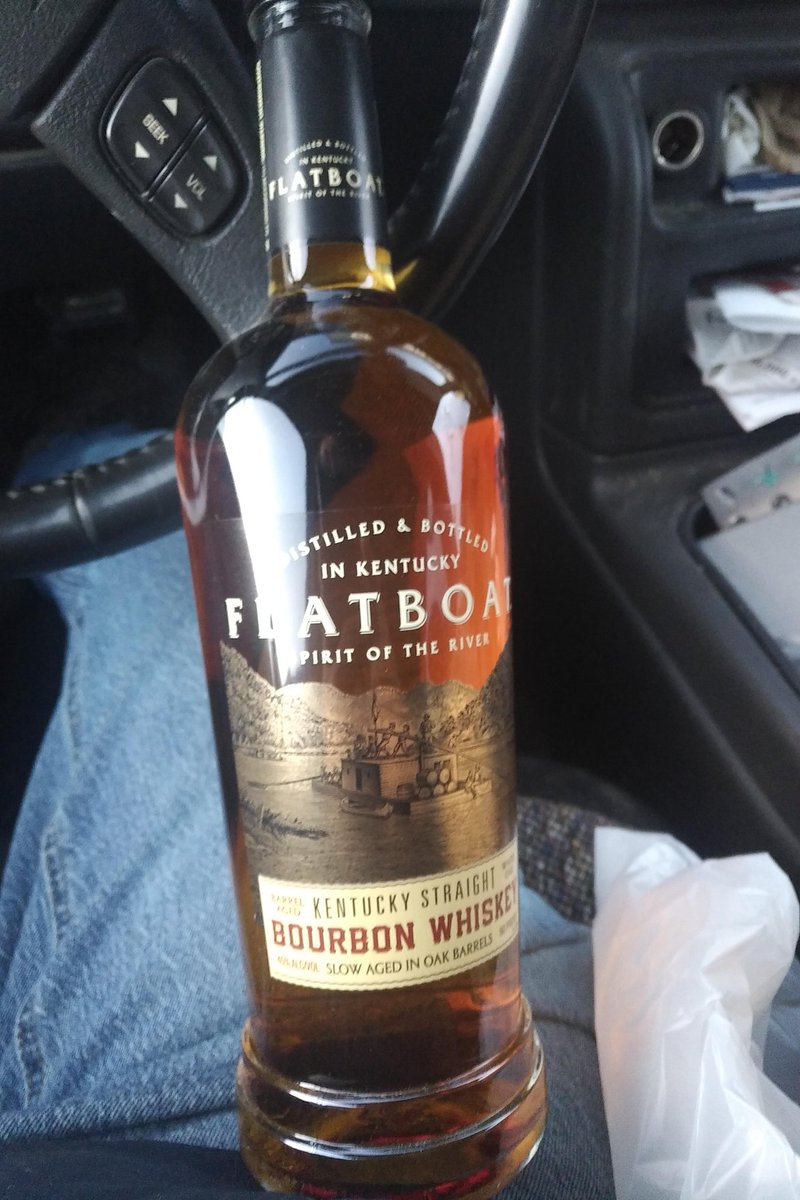 Asking all you folks from 🇺🇲 Bourbon experts! This Canadian tried Bourbon at the @TalladegaSuperS race track a few years ago! Love the taste! Will this #FlatBoat make the state of Kentucky state proud! Have a great  evening folks!  🥃
