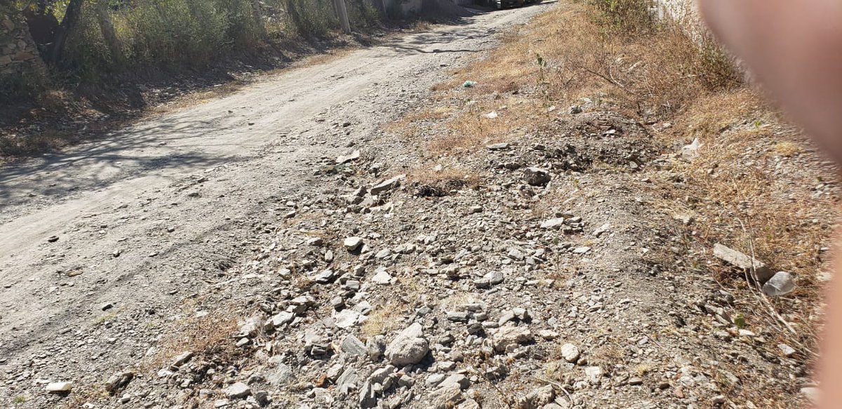 Lucymaharait1's tweet photo. #AcatlanSinObras  MARIA DEL CARMEN NAVA MARTINEZ miente y crecen sus riquezas propias y no ve las necesidades de su municipio que es acatlán.. https://t.co/DkXuMYTjUP