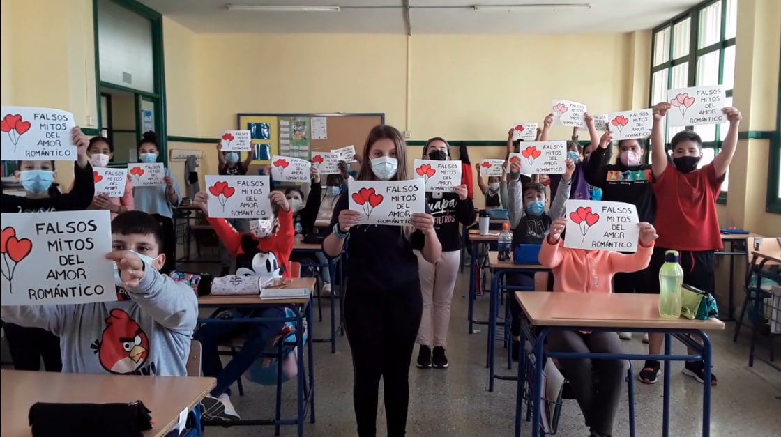 Majodomin's tweet photo. CORTOS " VIOLENCIA DE GÉNERO EL otro VIRUS que MATA. 3er ciclo de Primaria CEIP Félix Rodríguez de la Fuente #Vícar #ViolenciaDeGenero #PorEllas #CifraDeLaVergüenza #coeducación  @AlmeriaPaz https://t.co/H0uGlt3NbD https://t.co/33inywl3g2