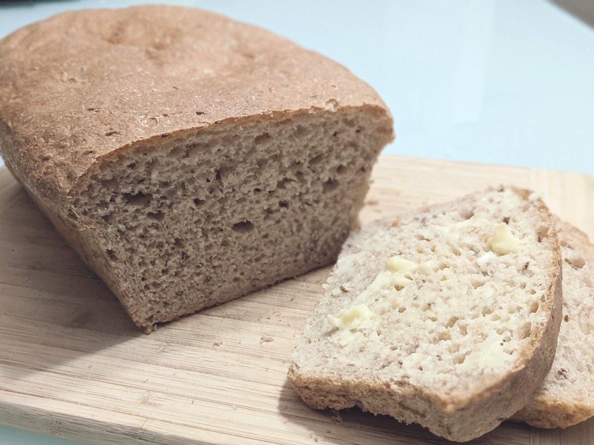 lien_10's tweet photo. Nothing like warm rye bread with a little bit of butter! #LSIbreadday #LifesSimplelngredient #HomemadeBreadDay #ABWheat #Baking #ryebread #EatWheat #Giveaway #breadday @LifesIngredient https://t.co/WG0QkcbIKl