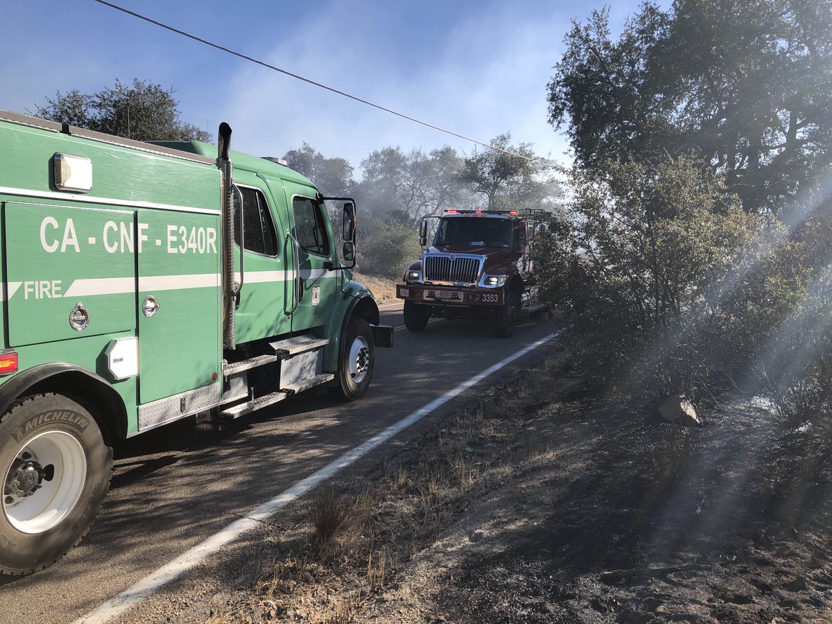 SD_Stuff's tweet image. #RT @NWSSanDiego: RT @CALFIRESANDIEGO: #HawkFire in Japatul Valley [final] Fire spread has been stopped. Firefighters will remain at scene with @ClevelandNF for mop-up and containment.