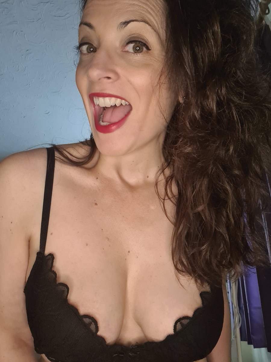 Медиафайл может носить деликатный характер. 