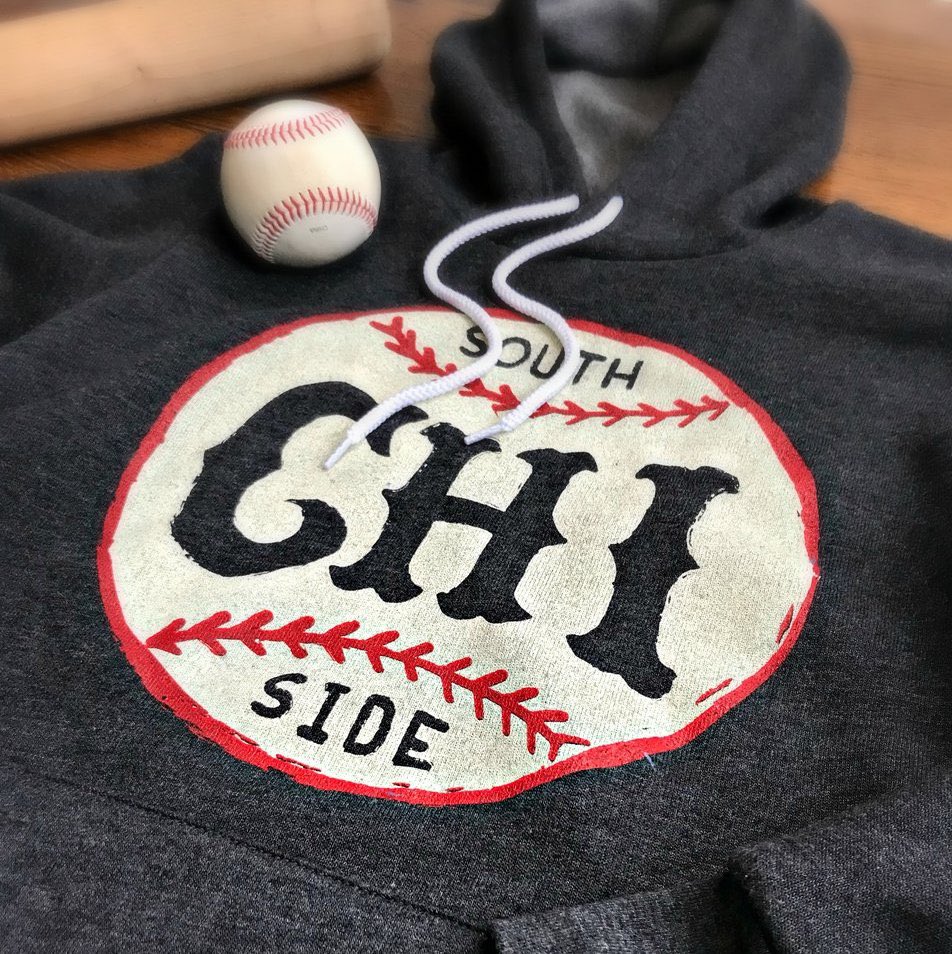 WhiteSoxHQ's tweet photo. 🚨Black Friday Give Away from @ChitownClothing🚨 

Winner can choose one of the following shirts.Just RT this tweet and follow me &amp; @ChitownClothing 

Be sure to check out their site for holiday gifts for ur loved 1's! Everything is 20% off thru the weekend. Winner picked Monday https://t.co/tml5xoOkA3
