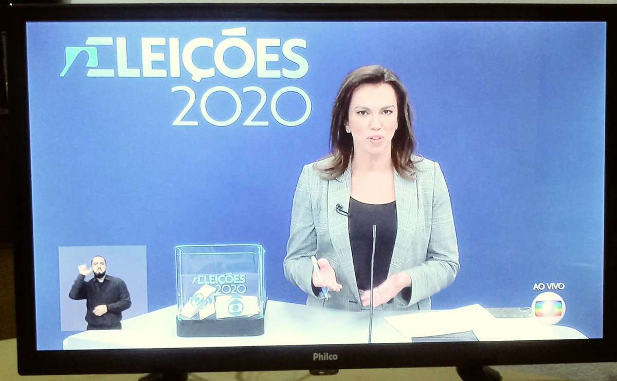 denislcampos's tweet photo. O debate não tem nem 10 minutos, e já com varias acusações hahahahaha #DebateNaGlobo https://t.co/xWRtgLjIav
